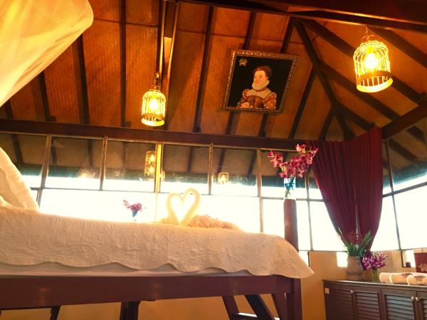 Ever dreamed of staying in a 3 Bedroom Castle-SDV044B-By Samui Dream Villas
