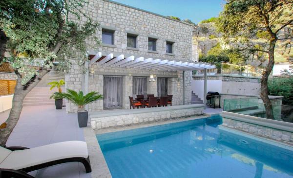 Executive Rhodes Villa Villa Barbie 2 Bedroom With Sea Views Pefkos, Забронировать Вилла Коттеджи Пефкос, Коттедж