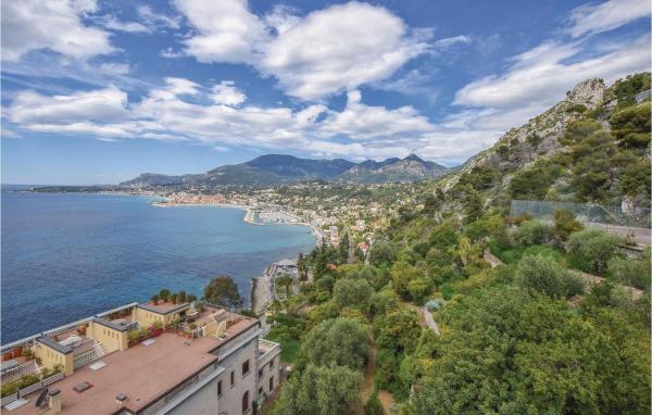 Gorgeous Home In Imperia, Loc Poggi