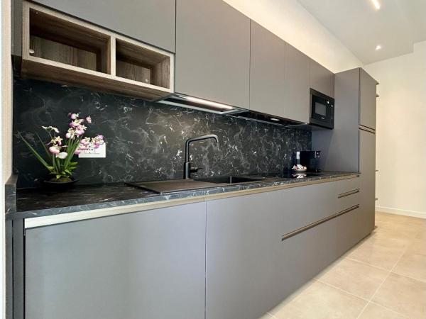 Beautiful Studio Flat With Balcony in Front of Arena