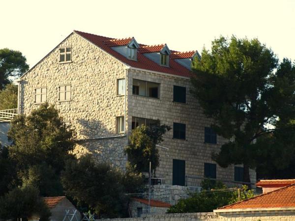 Guesthouse Pomena