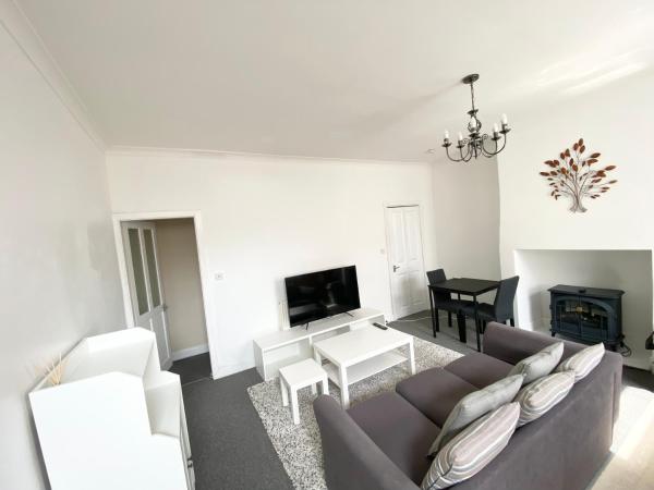 Thepropertyfocus - Stylish 2-bedroom House