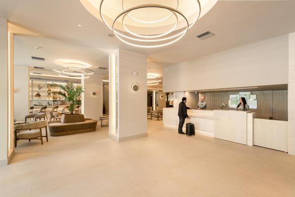 Holiday Inn Thessaloniki, an IHG Hotel Салоники