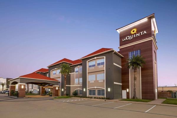 La Quinta by Wyndham Port Arthur, Забронировать Отель Отели Порт-Артура с бассейном, Бассейн