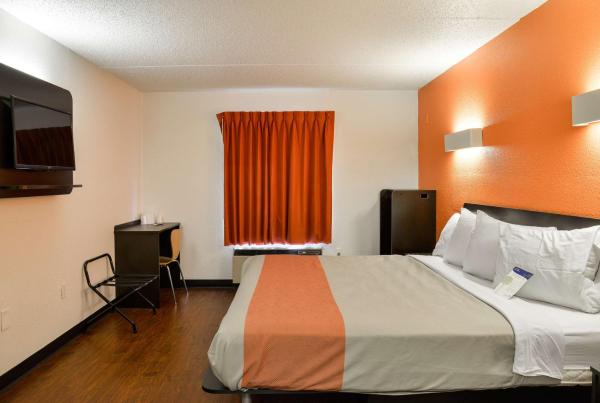 Motel 6-Toledo, OH