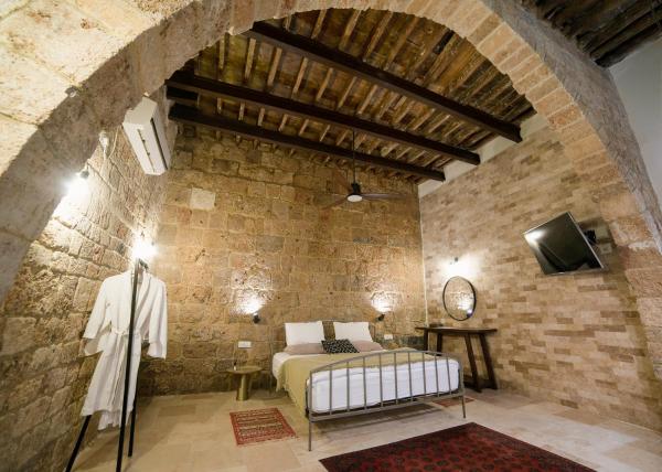 Napoleon suites, Забронировать Отель «постель и завтрак» Акко Западная Галилея
