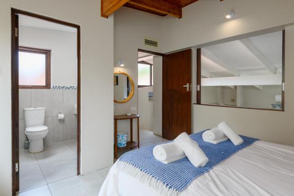 San Lameer Villa 3114 - 2 Bedroom Classic - 4 pax - San Lameer Rental Agency