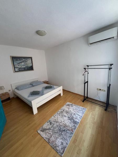 Studio apartment in Old Town- with parking