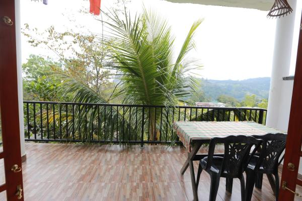 Ella Cloud Castle Homestay, Забронировать Проживание в семье Vittorio Veneto Бадулла