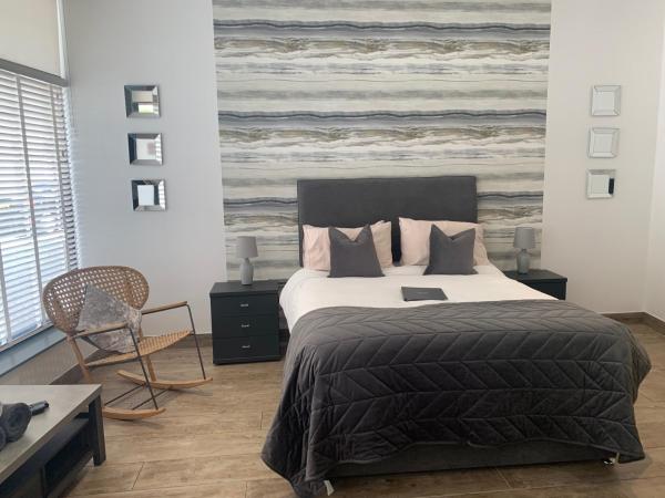 Stayover Suites, Забронировать Дом для отпуска Отели Графства Антрим с парковкой, Парковка