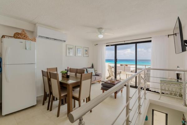 Cancun Hotel Zone -2 BR Beachfront, Bright and Spacious, Забронировать Апартаменты/квартира Отели Канкун с парковкой, рядом с Пляж Марлин, Парковка