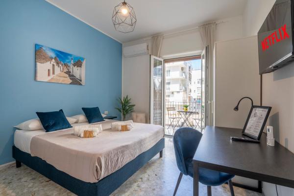 Miki\s Home - Central rooms, Забронировать Гостевой дом Бари Bari Province, рядом с Bari Central Train Station