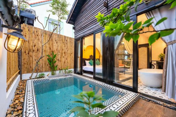 Hoi An Oasis Rosie Villa - 1 Bedroom with Private Pool and Garden View, Local Hoi An Decor, Забронировать Вилла Виллы Хойан, Вилла