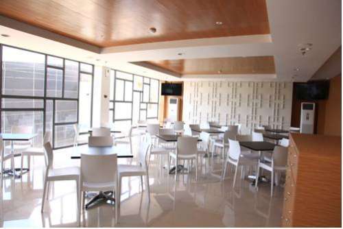 Max Hotel Panakkukang Makassar By LIFE