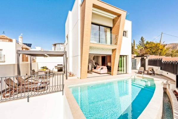 Villa Popeson, Забронировать Вилла Нерха Axarquía, рядом с Playa Carabeillo