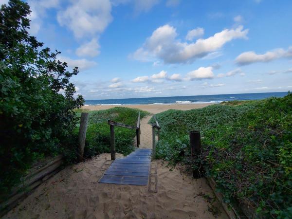 3 Ocean Breeze, Забронировать Апарт-отель Пляж Warner Beach Durban South Coast