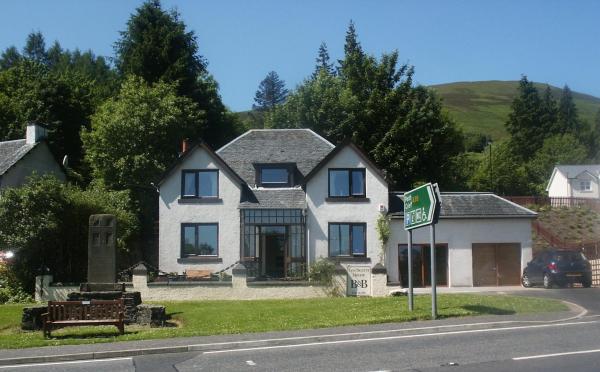 Lochearn House