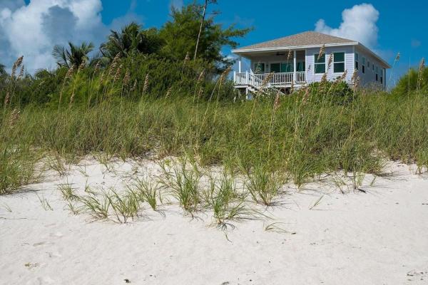 Lavender Beach House home, 预订 度假屋 James Cistern Eleuthera Island
