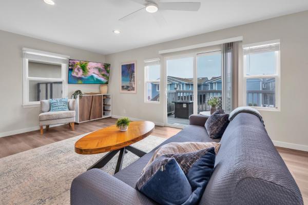 Tower 9 #1, Забронировать Дом для отпуска Оушенсайд San Diego County, рядом с North County Model Railroad Society