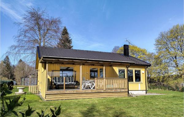 2 Bedroom Stunning Home In Hällingsjö, Забронировать Дом для отпуска Hällingsjö Вестра-Гёталанд