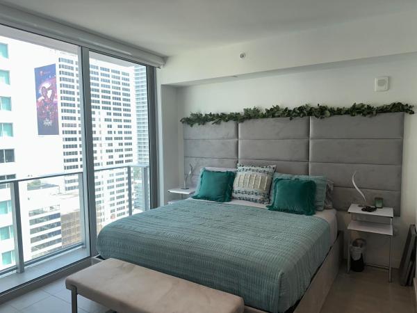 Exceptional Studio with King Bed and Queen Sofa-bed