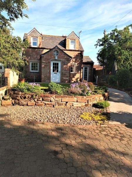 Laurieknowe Coach House, Забронировать Дом для отпуска Отели Дамфрис и Галлоуэй с парковкой, Парковка