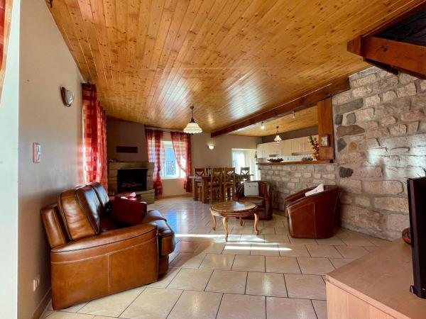 Gîte chaleureux avec cheminée près du Puy-en-Velay, idéal pour familles et séjours professionnels - FR-1-582-349, Забронировать Дом для отпуска Сен-Жермен-Лапрад Haute Loire