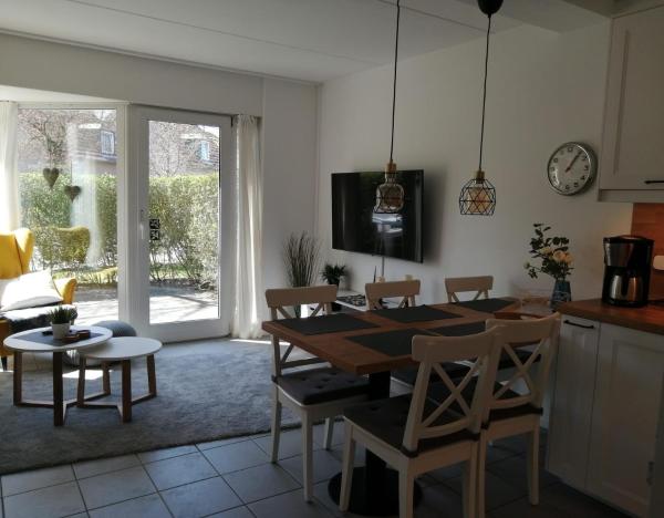 Ferienhaus 2004 in Tossens, Забронировать Дом для отпуска Tossenserdeich Нижняя Саксония