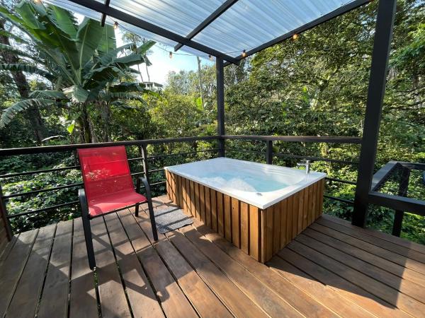 Cabaña tipo glamping en finca cafetera con zonas verdes, avistamiento de aves, paisaje cafetero, Забронировать Кемпинг Отели Сан-Франсиско с завтраком, Завтраки