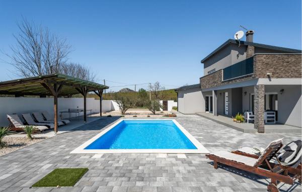 Beautiful Home In Stankovci With Wifi, Забронировать Дом для отпуска Станковцы Задарская жупания