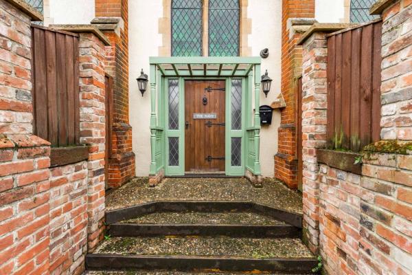 Host & Stay - The Nave, Забронировать Дом для отпуска Горлстон-он-Си The Broads
