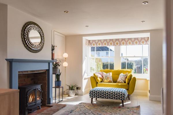 Wheelwrights Cottage by Bloom Stays, Забронировать Дом для отпуска Staple Cross 