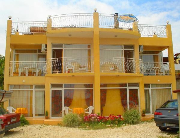 Family Hotel Liana