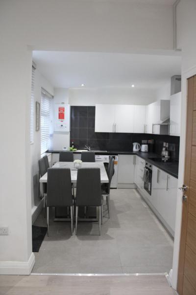 Beautiful, Spacious, Old Trafford home, Забронировать Дом для отпуска Манчестер Большой Манчестер