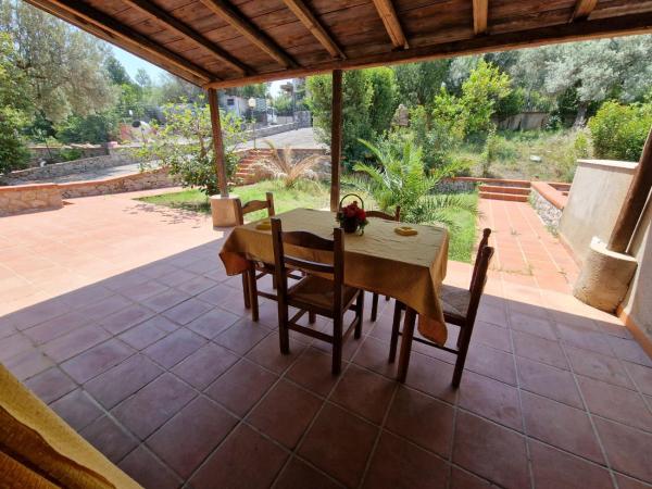 Casa vacanze Dafne, Забронировать Дом для отпуска Мандра-Капрерия Сицилия