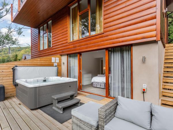 Waterside Lodge Five -Uk38263, Забронировать Дом для отпуска Элленд Западный Йоркшир