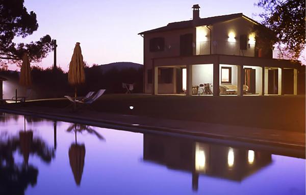 Awesome Home in Montalto di Castro With Outdoor Swimming Pool, Wifi and 7 Bedrooms