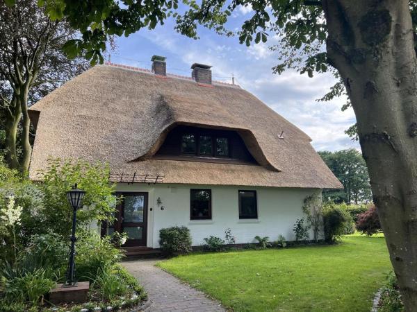 Reetdachlandhaus Wiemershörn, Забронировать Дом для отпуска Зюдброкмерланд East Frisia