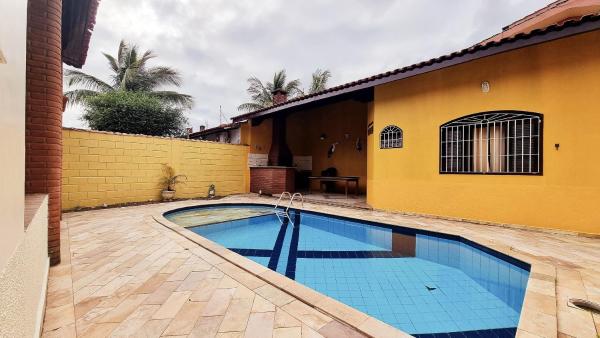 Piscina, Churrasqueira, Wi-Fi, SmartTv, 4dorm, Comércios na porta, Забронировать Дом для отпуска Итаньяэн Сан-Паулу