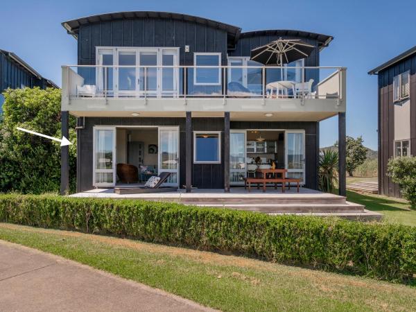 Golfers Paradise - Matarangi Holiday Home, Забронировать Дом для отпуска Матаранги 