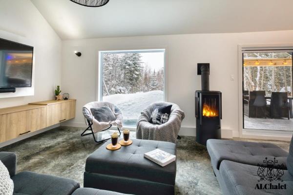 Cocotte d'hiver - Chalereux avec Foyer intérieur, Забронировать Шале Петит-Ривьер-Сен-Франсуа Le Massif