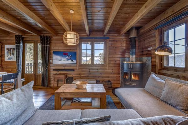 Chalet Pere Noel, Забронировать Шале Ла-Тзума 4 Valleys