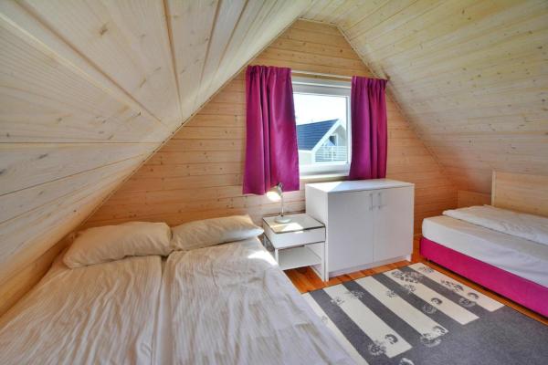 Holiday homes with terraces close to the beach