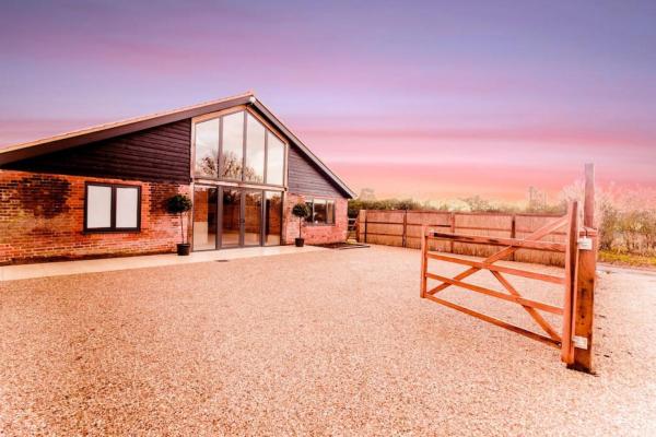 Beautiful Barn Conversion Close To The Broads, Забронировать Дом для отпуска Дилхэм Норфолк