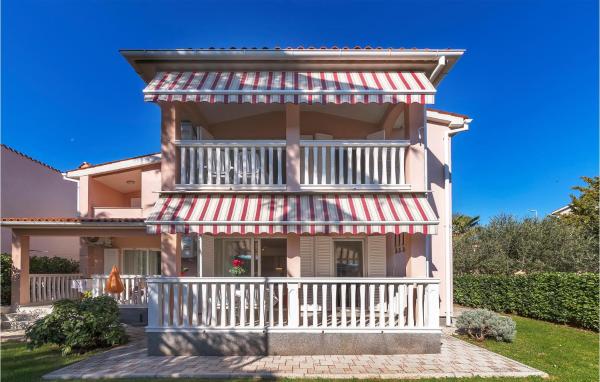 Awesome Home In Vodnjan With Kitchen, Забронировать Дом для отпуска Воднян Pula Riviera