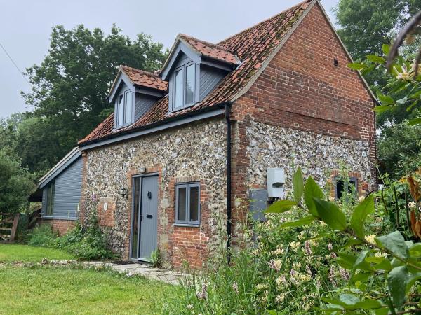 Eden Cottage, Забронировать Дом для отпуска Little Hautbois Норфолк