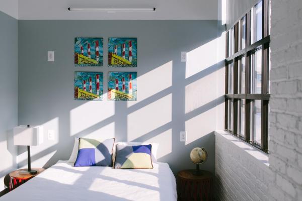 The Local NY Hostel