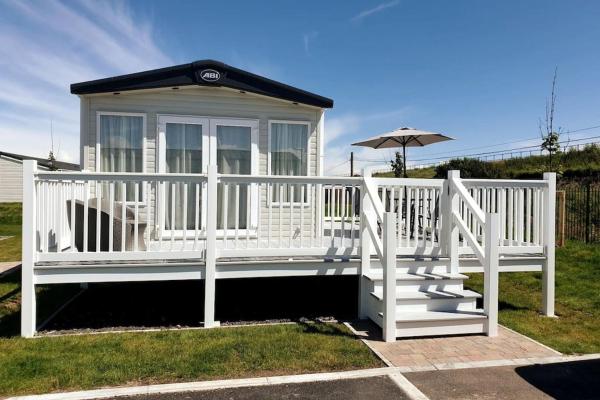 The Sea Breeze - 8 Berth Premium Caravan in Camber Sands, Забронировать Дом для отпуска Отели Восточного Сассекс с парковкой, Парковка