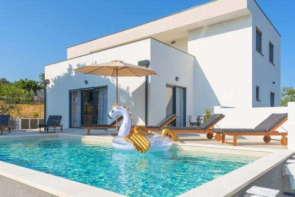 Vila Hana, Забронировать Вилла Коттеджи Pula Riviera, Коттедж