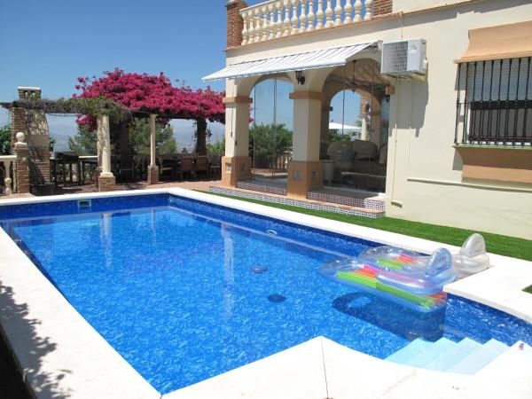 Alhaurin holiday villa, Забронировать Вилла Алаурин-эль-Гранде Провинция Малага